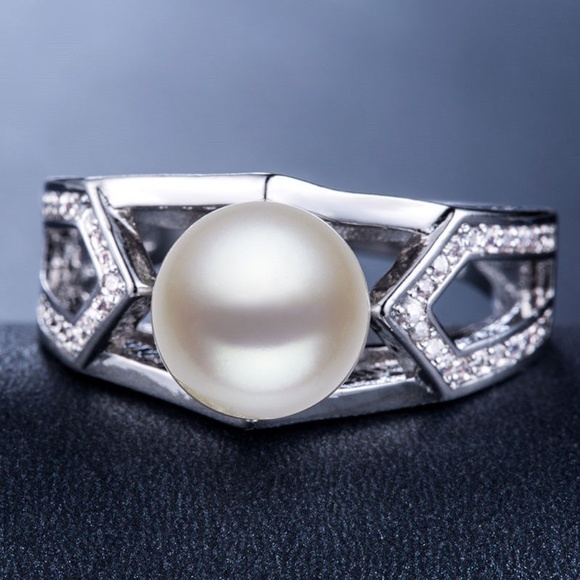 925 Silver Ring Round Cut White Pearl Gift Size 10 - Picture 2 of 3